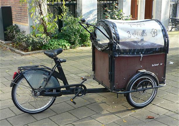 Bikes: The Bakfiets