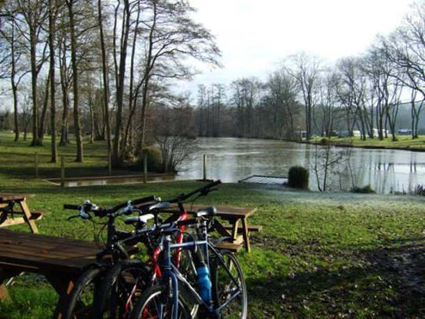 Tuesday Ride: 20th January 2015 Bikes @ Henfold Lakes